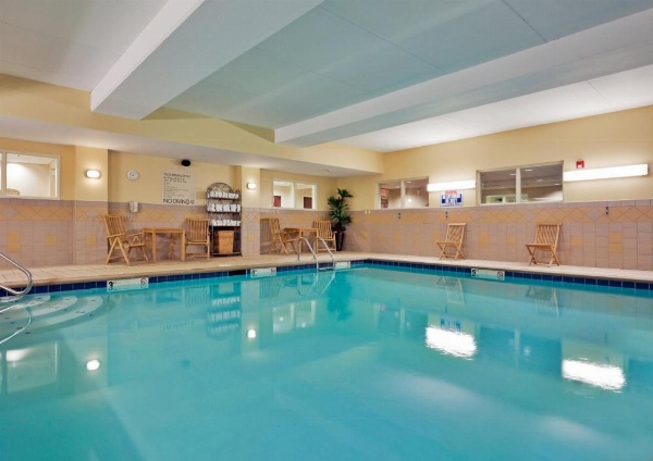 Holiday Inn Express Hotel & Suites Harriman image 12